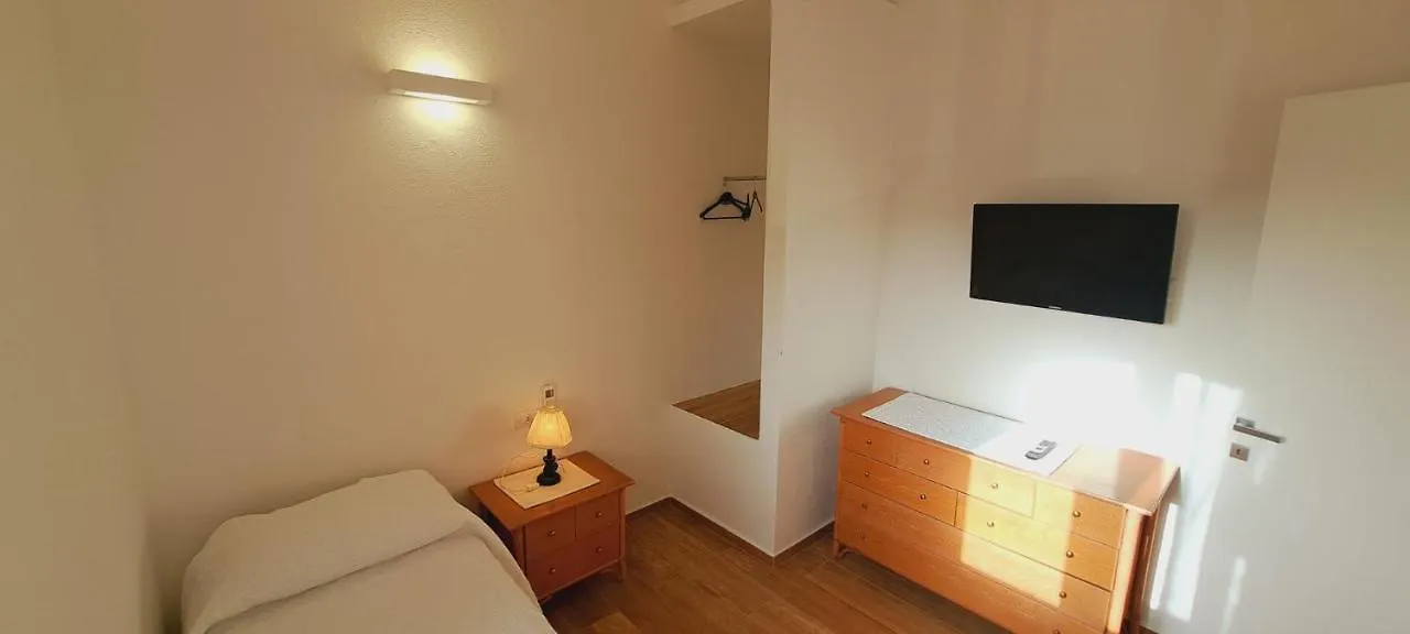 San Teodoro Rooms Πανσιόν